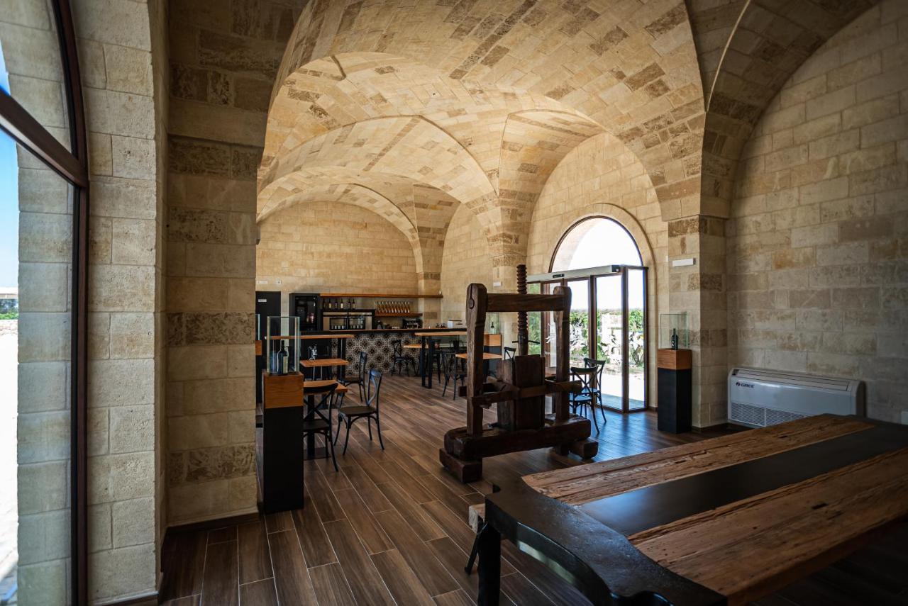 Masseria Torleanzi Wine Relais Сан-Пьетро-Вернотико Экстерьер фото